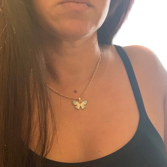 2/$30 Butterfly Wish Necklace Necklace Gold Tone Blue Memory Love Spring Summer - Picture 3 of 4
